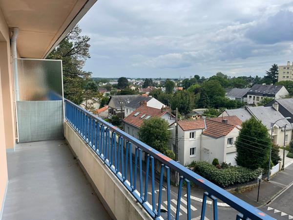 APPARTEMENT 4 PIECES ROND POINT DE PARIS - CROISSANT , Nantes