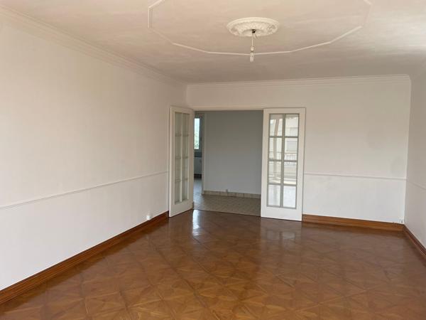 APPARTEMENT 4 PIECES ROND POINT DE PARIS - CROISSANT , Nantes