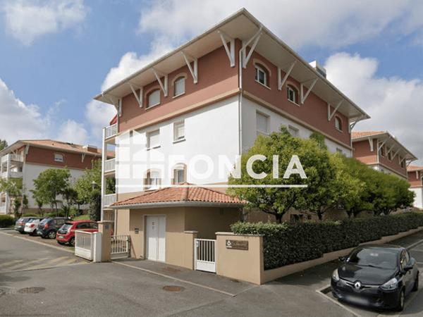 Location Appartement 3 pièces 53.9 m² - CHEMIN DU TELEGRAPHE Bayonne 64100