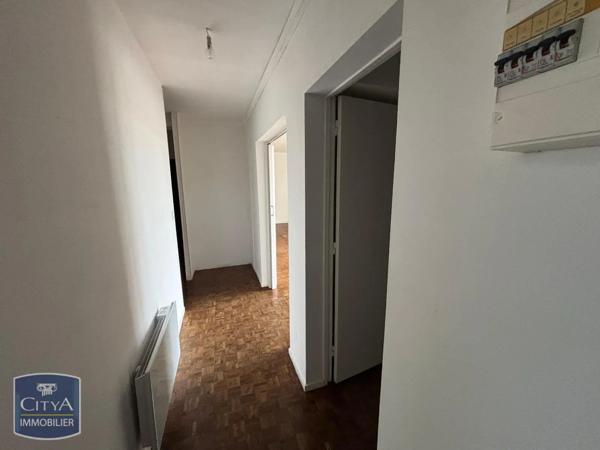 Appartement à louer 4 pièces 84.3m²