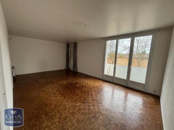 Appartement à louer 4 pièces 84.3m²