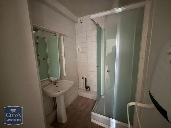 Appartement à louer 4 pièces 84.3m²