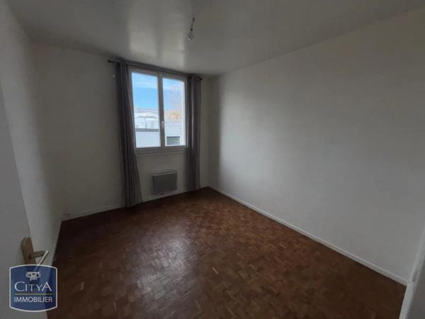 Appartement à louer 4 pièces 84.3m²