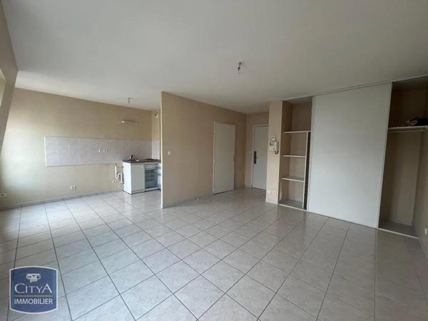 Appartement à louer 1 pièce 26.68m² Blois (41000)