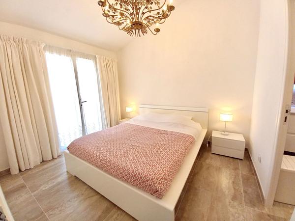 MAISON 10 PIECES AVEC BELLES PRESTATIONS