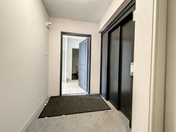 Jardin Botanique - Hopital Bretonneau 2 pièce(s) - 44,6 m2