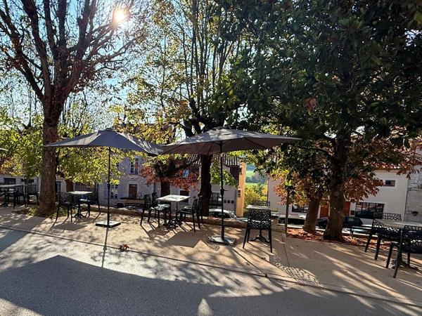 Montcuq (46): Fond de commerce Montcuq