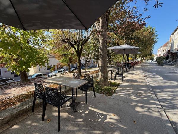 Montcuq (46): Fond de commerce Montcuq