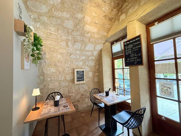 Montcuq (46): Fond de commerce Montcuq