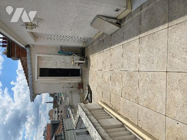 Appartement de 6 pièces de 185 m2