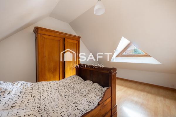 POISSY – Quartier de l’Abbaye – Maison familiale 4 chambres + dépendance