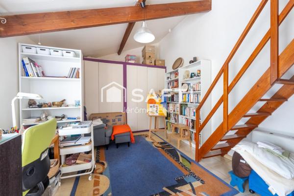 POISSY – Quartier de l’Abbaye – Maison familiale 4 chambres + dépendance