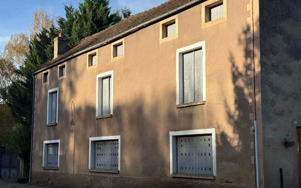 Maison à vendre    4 pièces •  Bèze