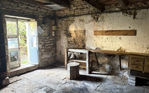 Maison à vendre    4 pièces •  Bèze