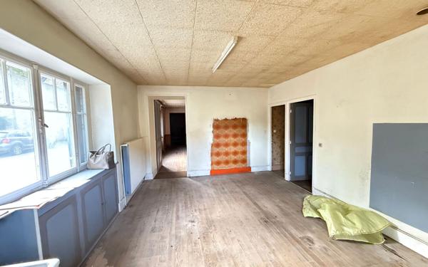 Maison à vendre    4 pièces •  Bèze