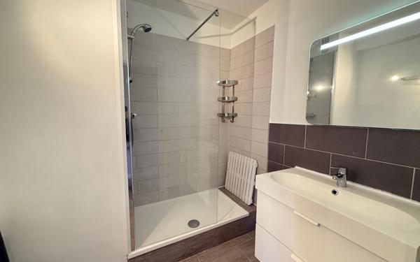 Appartement à vendre    2 pièces • 46,86 m2 Cormelles-le-Royal