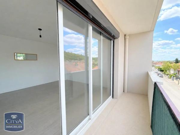 Appartement à louer 3 pièces 59.1m² Laon (02000)