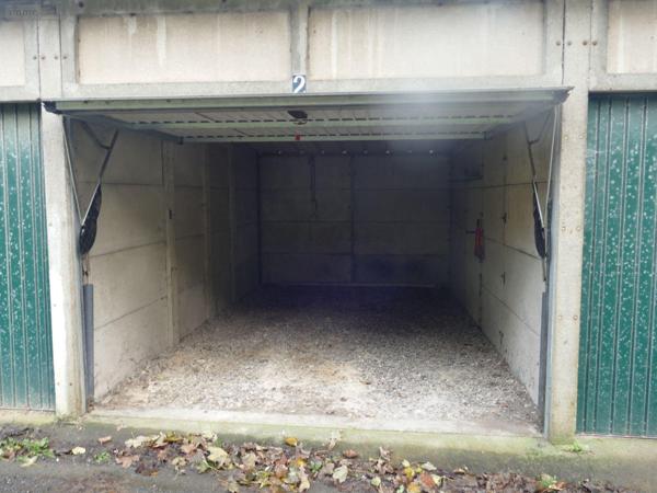 Garage - Parking à louer à Fécamp en Seine-Maritime (76400), ref : SC/237   
Chemin de Nesmonds