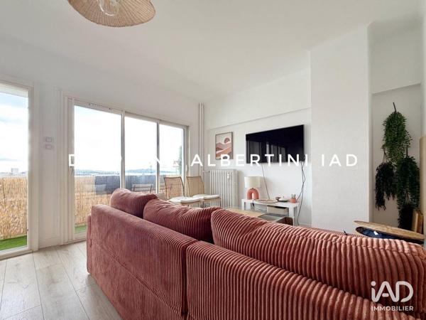 Location appartement 4 pièces 74 m² Toulon