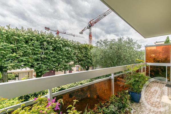 Appartement F4 à vendre  4 pièces - 87,97 m2 ST MAUR DES FOSSES - 94