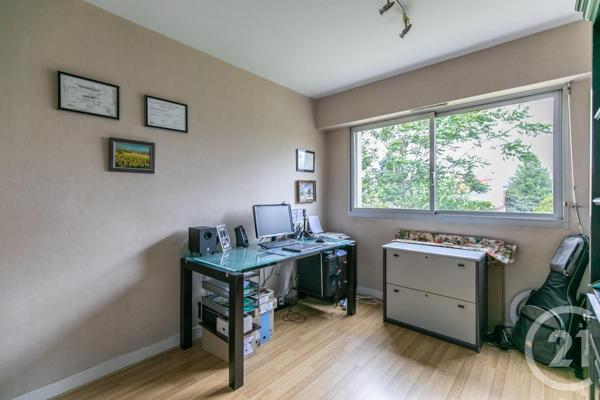 Appartement F4 à vendre  4 pièces - 87,97 m2 ST MAUR DES FOSSES - 94