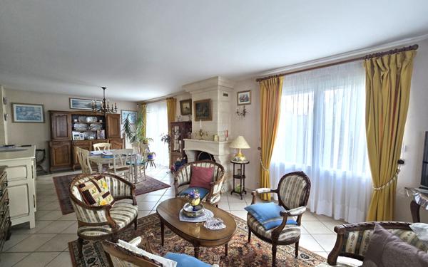 Maison à vendre    8 pièces •  Bayeux