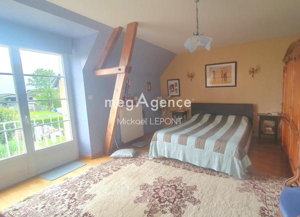 Maison à OLIVET, 53410 - 6 pièces 150m²