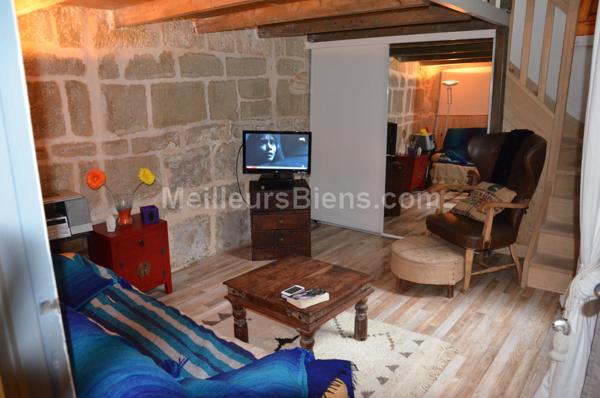 Montpellier Comédie-Location meublée T2 avec cour privée