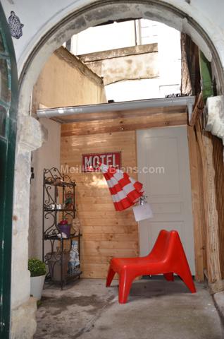 Montpellier Comédie-Location meublée T2 avec cour privée