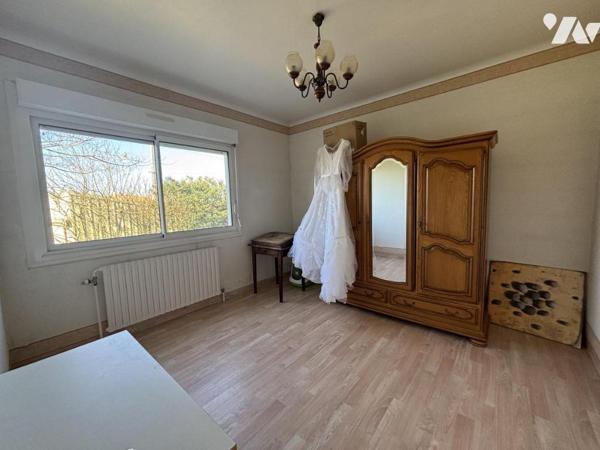 Le Loroux-Bottereau – Maison atypique (ancienne banque) – 230 m² – 10 pièces