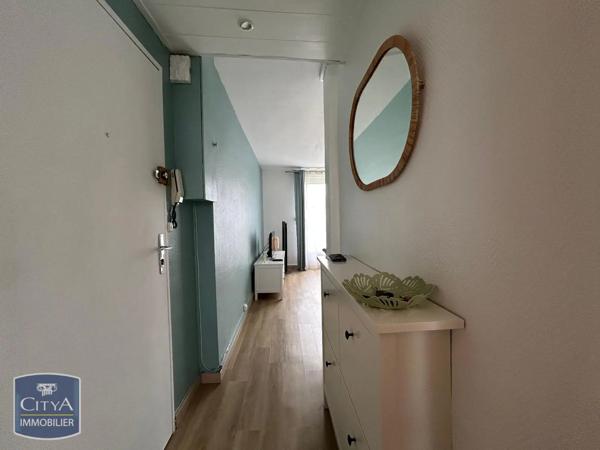 Appartement à louer 3 pièces 48.98m² Beauvais (60000)