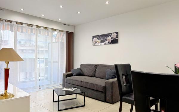 Appartement à vendre    2 pièces • 40,62 m2 Cannes
