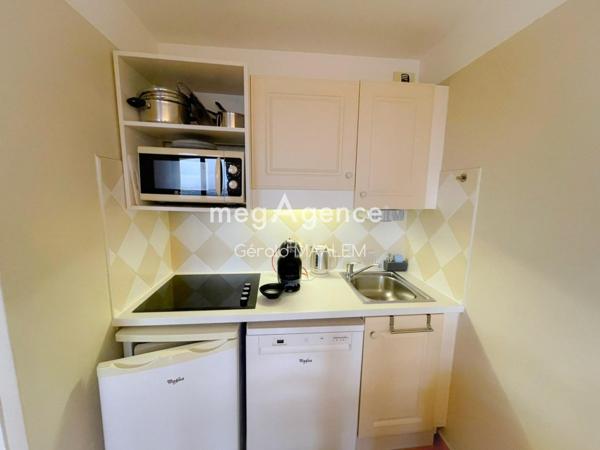 Appartement à ROQUEBRUNE-SUR-ARGENS, 83380 - 1 pièce 22m²