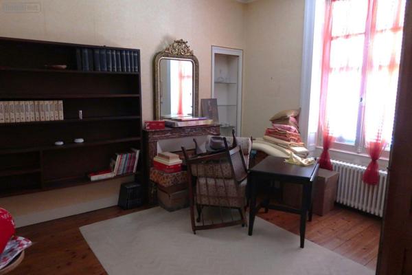 Maison de ville à vendre à Châtellerault dans la Vienne (86100), ref : 86024-MAIS2369 Centre-ville