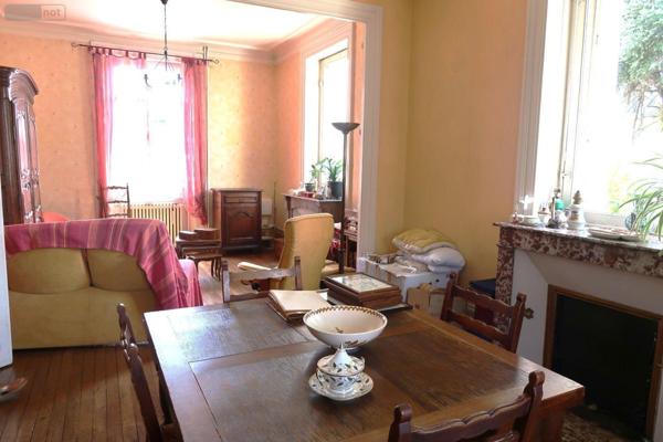 Maison de ville à vendre à Châtellerault dans la Vienne (86100), ref : 86024-MAIS2369 Centre-ville