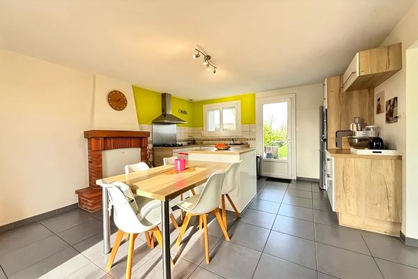 Maison Champagné Les Marais 5 pièces