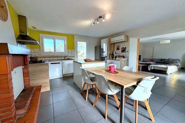 Maison Champagné Les Marais 5 pièces