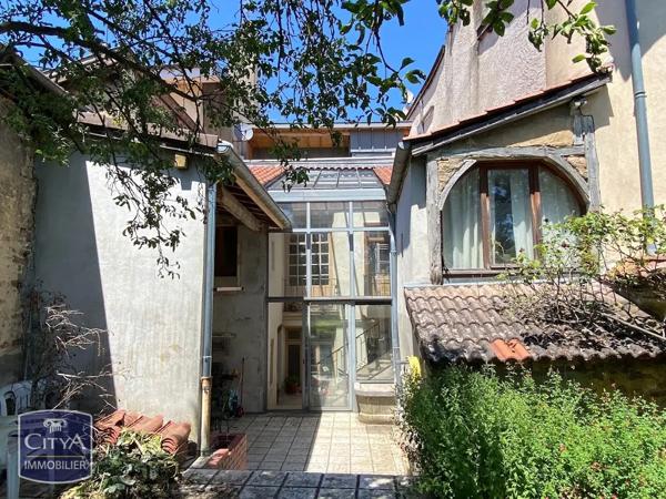 Maison à vendre 8 pièces 262m² Bourg-en-Bresse (01000)