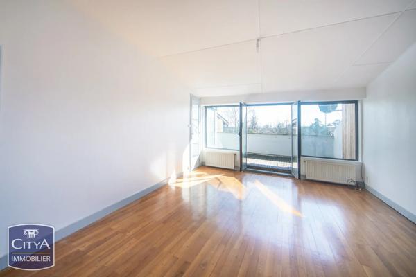 Maison à vendre 8 pièces 262m² Bourg-en-Bresse (01000)