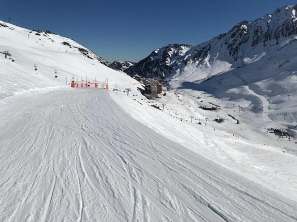 Appartement à vendre 1 pièces LA MONGIE (65) avec balcon, cellier et casier à ski.