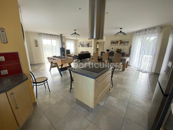 Vente Maison148 m² - 6 Pièces - CHANTONNAY (85110)