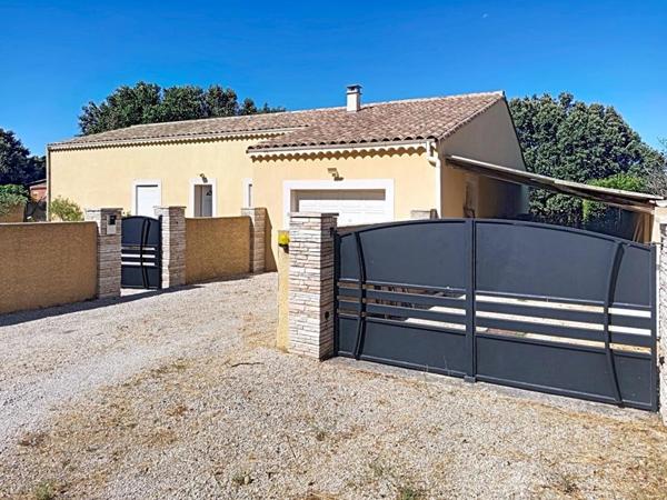 Villa plain pied 140m² sur 1000m² de terrain avec piscine, Donzère 379 000HAI