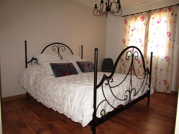 Villa plain pied 140m² sur 1000m² de terrain avec piscine, Donzère 379 000HAI