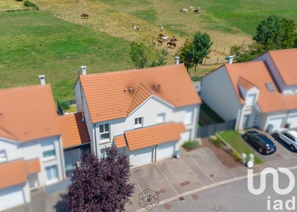 House for sale 4 rooms 93 m² Hettange-Grande