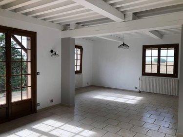 Maison à louer à Longwy-sur-le-Doubs dans le Jura (39120), ref : 39033-L603