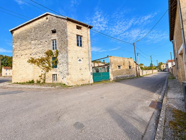 JOINVILLE - 268 m² de potentiel sur une parcelle de 784 m² !