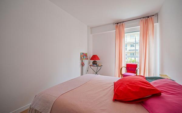 Appartement à vendre    3 pièces • 68 m2 Paris 4
