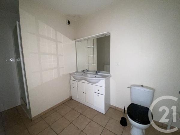 Appartement F3 à vendre  3 pièces - 205 m2 ST ETIENNE - 42