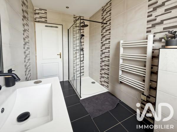 Maison à vendre 5 pièces 111 m² Villeneuve-Saint-Georges