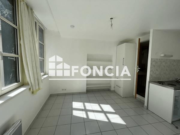 Location Studio 15.97 m² - 55 rue Battant Besancon 25000